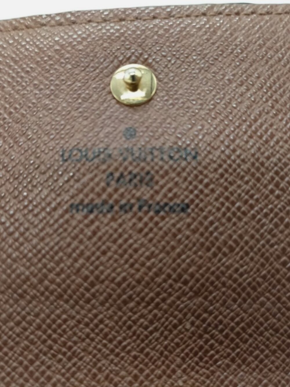 LOUIS VUITTON Monogram Elise Wallet - Picture 4 of 8